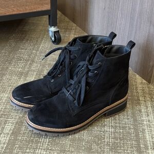 EUC Size 10 Kensie Kasha Black Suede Ankle Boots Lace Up Side Zipper Heeled